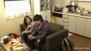 Reducing Mosaic HAWA-138 素人妻が一般大学生の自宅にコンドーム1つ渡され一泊 一度のゴム姦では満足できず宿泊中2度もガチ中出しを許してしまう 騎乗位が得意なちょいSスレンダー妻 かほさん32歳-1