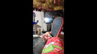 Fetish porn Crystal Paris aka one.lonely.foot - 12-24-2024 OnlyFans Video - Christmas Eve rips and feet video Crystal Paris-2