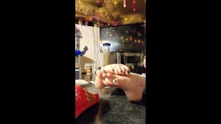 Fetish porn Crystal Paris aka one.lonely.foot - 12-24-2024 OnlyFans Video - Christmas Eve rips and feet video Crystal Paris-5