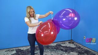 Custom Fetish - Bunny s Sit Pin Stomp Pop 4K 3840x2160 - Fetish-6