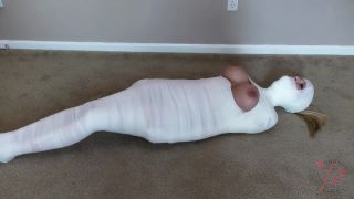 clip 43 Bondage Junkies – Bella vs. Her Sensory Overload - bdsm porn - bdsm porn sex throat bdsm-1