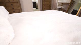 Perv Mom - Hyley Winters, Kelly Caprice: Girlfriends Crave Younger Cock - Hardcore-3