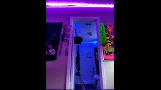 Gigi  Cumshots OnlyFans - Gigi Vergara Aka GigiDaCream Taking On FreakMob-1