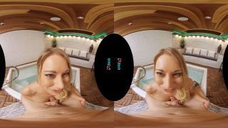 Katie Morgan: Sneaky VR Sex with Son's Blonde MILF Mom [VRHush]-2