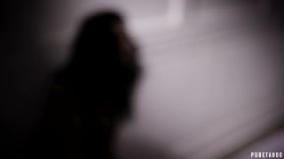 Gina Valentina And Casey Calvert Don'Talk To Strangers (Amateur porn)-1