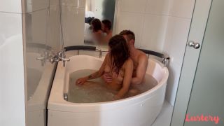 Nate And Rain - Splish Splash (Amateur porn)-1
