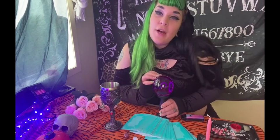 Verified Amateurs VORE - Fortune Teller Eats YOU