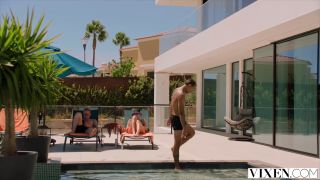 6211 Besties Eve & Agatha Make A Naughty Bet On Vacation-2