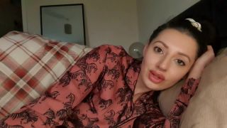 M@nyV1ds - Tattooed Temptress - Morning Sex With Mommy-0