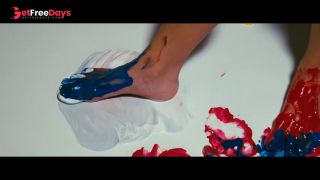 [GetFreeDays.com] Pies Sensuales Jugando con Pintura - Arte and Erotismo en Cada Huella Porn Clip November 2022-3