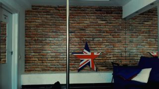 Gritwink / Beautiful Russian Crossdresser Pole Dancing & ...-6