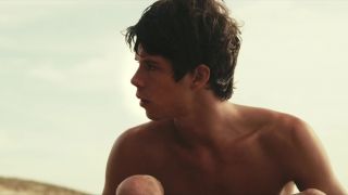 Coline Beal, Juliette Lamet, Sarah Jomain – Not K.O. (2016) HD 1080p - (Celebrity porn)-1