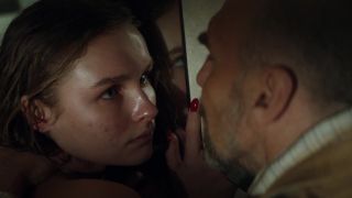 Olivia DeJonge, Geetanjali Thapa - Stray Dolls (2020) HD 1080p!!!-8