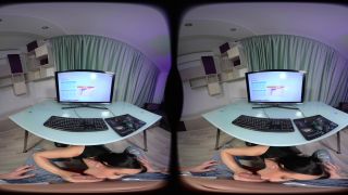 UltraHD 8K VR: Lara Sins Gets Worked Over, Cumshots & More!-1