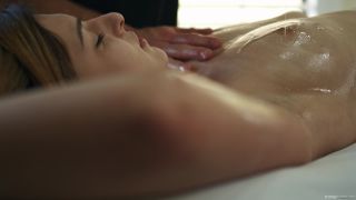 Leah Gotti - Erotic Sex Massage For Roller Girl Full HD-2