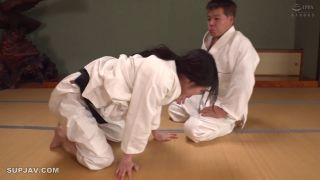 ReducingMosaic DVMM-292 一般男女モニタリングAV 格闘技女子大生vsセクハラレ●プ魔［柔道/少林寺拳法/剣道］勝てば100万円！負けたら即ハメ中出し！ルール無用のセクハラ攻撃に立ち向かえ！白熱の真剣3本勝負！-2