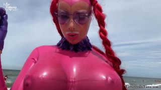 FetiliciousFans SiteRipPt 1Beach Shoot 2020-9