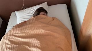 [FC2_PPV-2404332]  【個撮・３Ｐ・温泉旅行】Ｗ美女と濃厚温泉旅行！おっさん人生初めてのハーレム３Ｐでハチャメチャに！ちょっと癖になりそうｗドスケベが３人揃うと旅行もこうなりますｗ-0