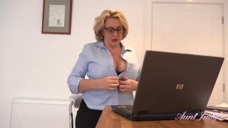 Porn online Auntjudies presents Camilla-2