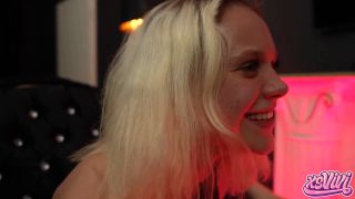 Xs Vivi - MILF bringt meine horny Fotze zum Squirten 1080P - Germany-4