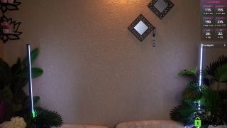 Explore yoyoanny's Thrilling Chaturbate Sessions Live Now-3