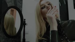 free online video 36 dirty feet fetish DANGEROUS TEMPTATION – Goddess Celine – LIFE RUIN ( DO NOT BUY THIS CLIP) 720 HD, fetish on femdom porn-6