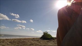 Watch Free Porno Online – ManyVids presents TianaLive in Beach Day Older Man Blowjob  on milf porn -8