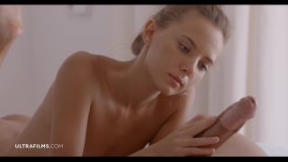 Naked Girl Gives Erotic Massage (Massage porn) Clover-7