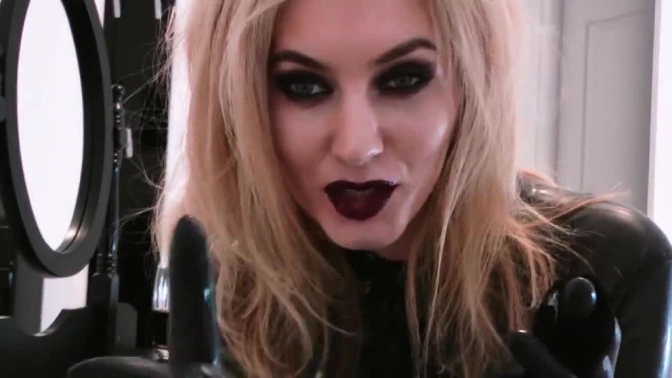 video 38 Goddess Celine - P0Pp3Ers Training - poppers - pov satin blouse fetish