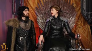 ﻿Jon snow fucks queen cersei on the iron throne_queen c_001 (Fetish porn)-1
