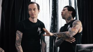 Karlee Grey Metal Massage Part.-1