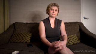 nextdoorvixen 2022-01-27 Sayyy hello to to Luna Sam and I go to a downtown market wh   eb867d-4