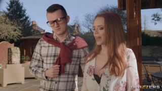 Ella Hughes – In Her Mail Slot - UltraHD/4K2160p-0