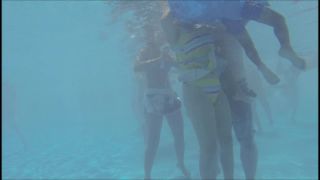 Voyeur Under the water in the swimming pool - pcolle YMUW-1013,  on voyeur -9