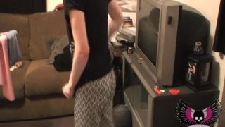 adult clip 13 Liz Vicious – Push-ups and Suck Downs - teen - teen -0