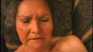 Horny Grannies in Insane Groupsex Dildo!-6