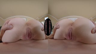 Gracie Comforts Her Stepbrother With Huge Tits Gates 15-05-2024 - Piercings-8