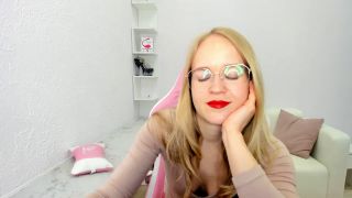 Explore Angel Kristy's Sensual Performances on MyFreeCams Li-6