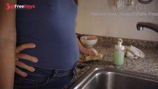 I wash dishes in a blue T-shirt-8