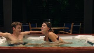 Paulina Singer, Danielle Campbell - Tell Me a Story s01e02 (2018) HD 1080p - (Celebrity porn)-1