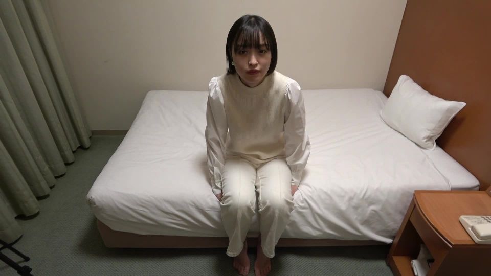 [FC2_PPV-2688545] Hに興味深々な無垢な美少女と初撮り調教SEX！！シーツを握りしめて 「本気イキ」何回も抜き差しされて中出しSEXでブロックされて唖然・・・