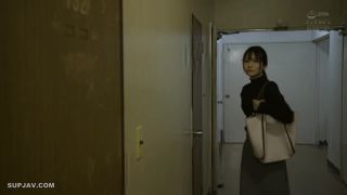 Reducing Mosaic ADN-380 引退 地味な医学部の女子大生と四畳半の狭い部屋でヤリまくった。 伊賀まこ - JAV-3