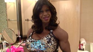 Jessy Dubai & Yvette Bova / It's Tranny Time! Download Ne...-1