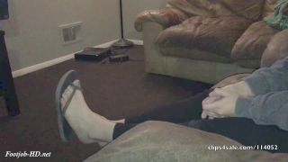 adult xxx video 5 Sneaky Footjob from Friend’s Girlfriend – Mia Nicolette_Footjob-HD.net, foot fetish anal on handjob porn -1