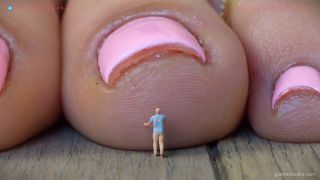 Giantess EditZ - Giantess Peaches iCrush Pt.1 (Fetish porn)-3