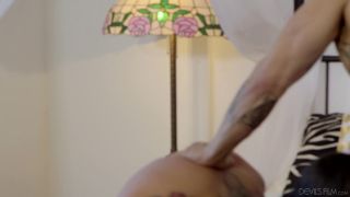 Lily Lane I Caught My Wife Fucking The Help (Amateur porn)-4