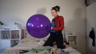 porn video 49 Herloons – Saskia – Party prep gone wrong on pov hairy fetish-9
