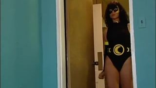 Superheroine Bearhug-1