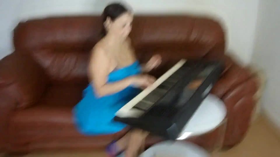 I Like To Watch My Stepmom Play The Piano And Then Fuck Her For A Long Time 1080p