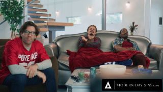 7155 MODERN-DAY SINS - Naughty Teen Leana Lovings has Sneaky ...-0